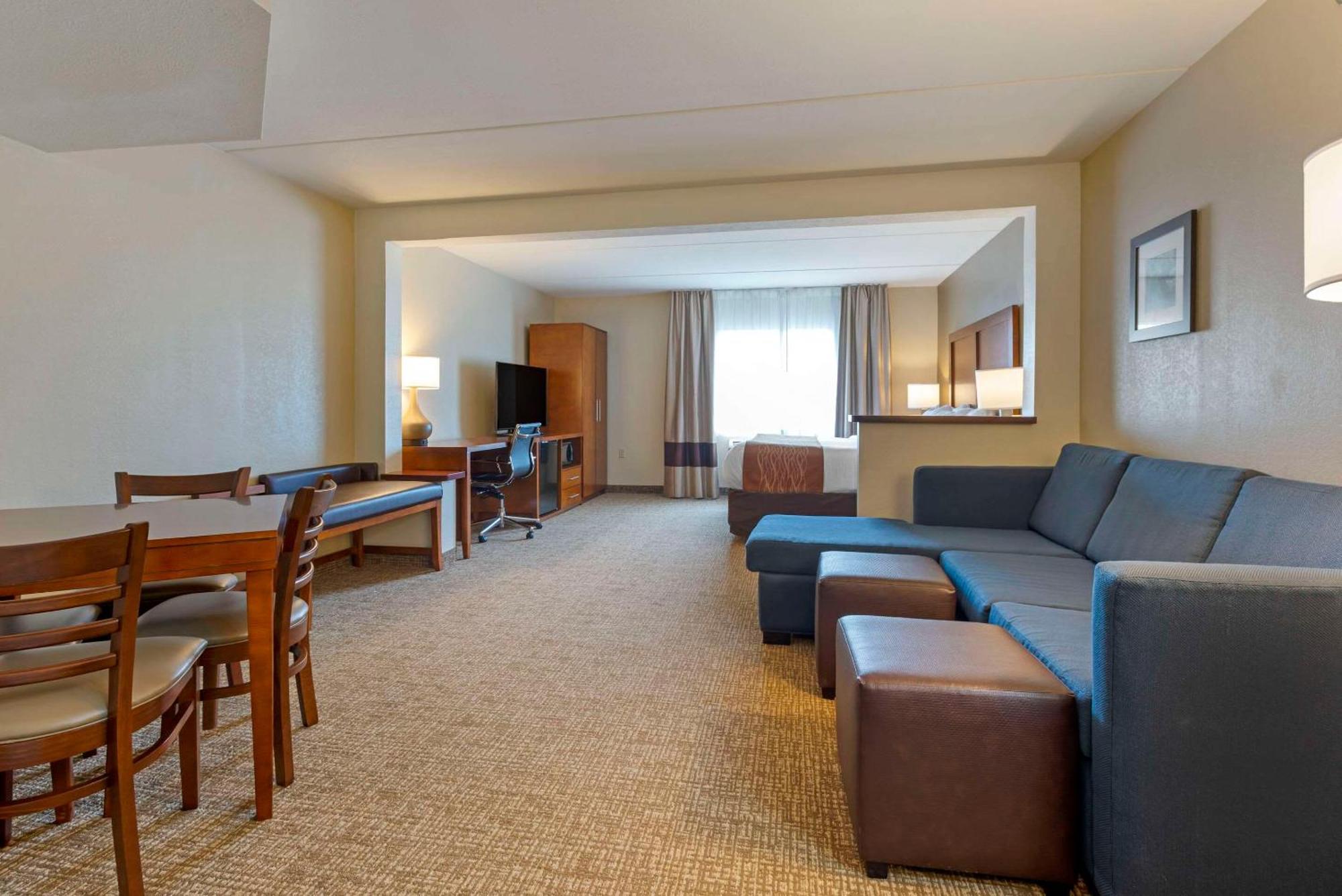 Comfort Inn & Suites Wilkes Barre - Arena Exterior foto